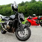 Milano, nuove regole per moto e ciclomotori: cosa cambia fino al 2027