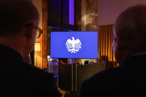 Confcommercio, a Milano il nuovo logo: identità rinnovata tra modernità e tradizione