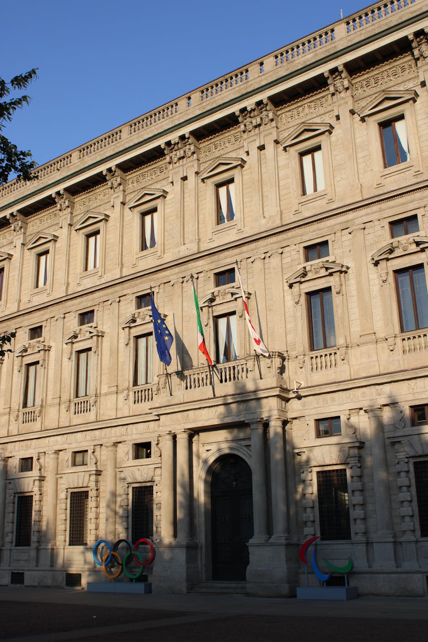 Palazzo Marino ritrova il suo volto: concluso il restauro sostenuto da Tod's