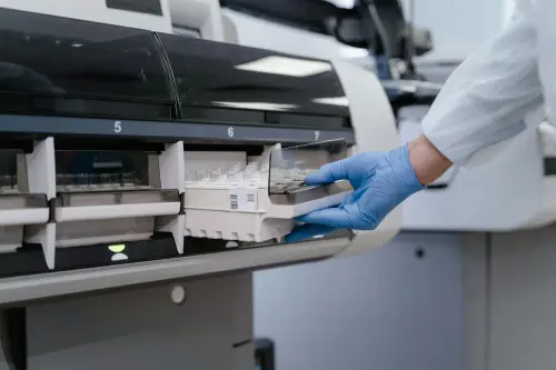 Tumori “freddi”, uno studio italiano apre all’immunoterapia per colon e pancreas