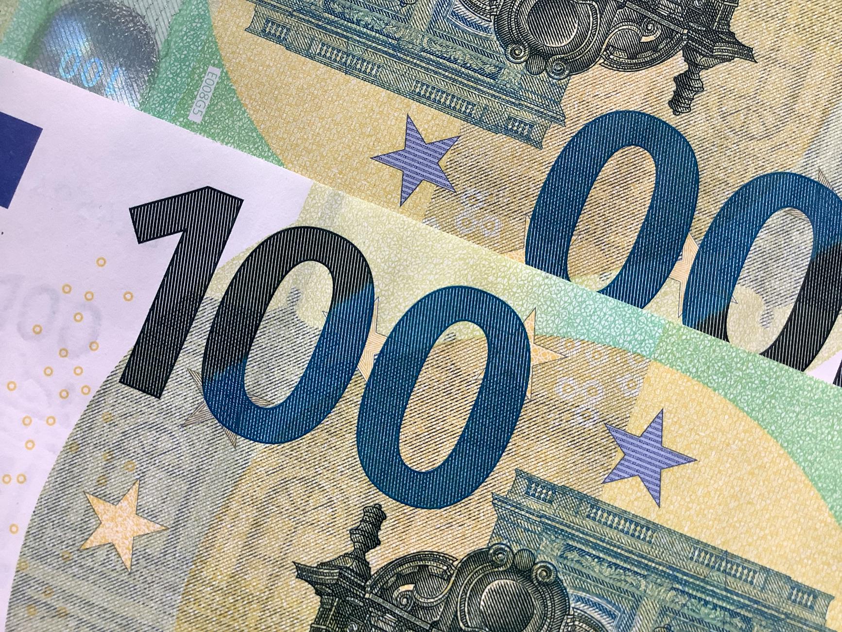 Illegalità, alle imprese italiane costi per 41 miliardi nel 2025