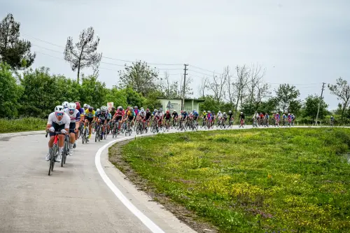 Milano, Giro d’Italia il 24 maggio: strade chiuse e divieti sul percorso