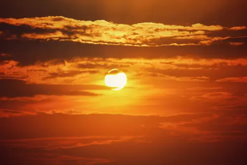 Milano nella morsa del caldo, massime oltre i 36 gradi: da venerdì bollino arancione