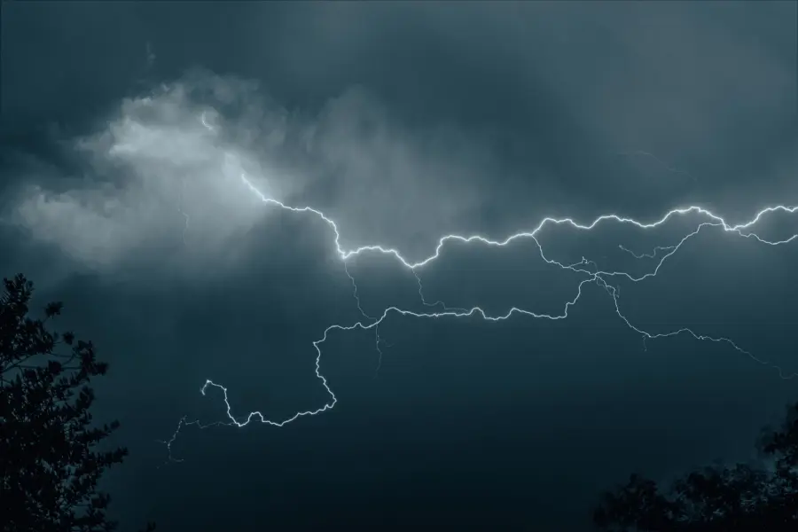 Temporali in arrivo a Milano nel weekend: quando cambia il tempo
