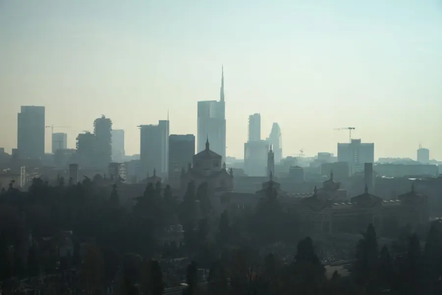 Caldo e afa tornano a Milano: temperature fino a 39 gradi e notti da 28