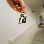 Scambio casa, boom in Lombardia: nell'estate 2026 gli scambi crescono del 27%