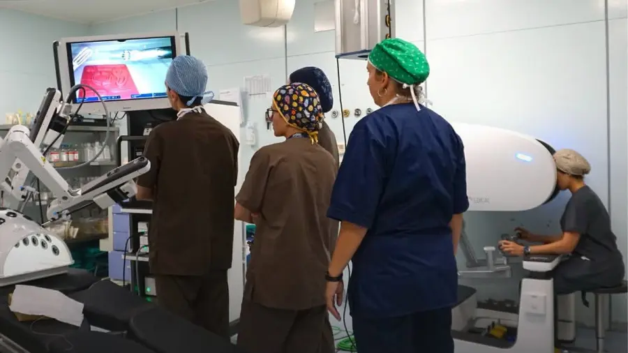 Policlinico di Milano: arrivano due nuovi robot chirurgici di ultima generazione